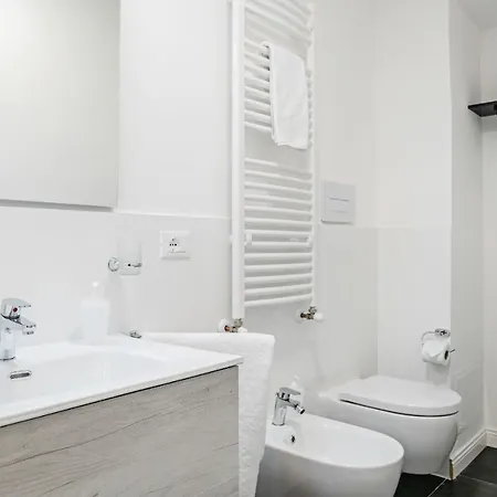 Wonderful Design Flat In Testaccio Roma